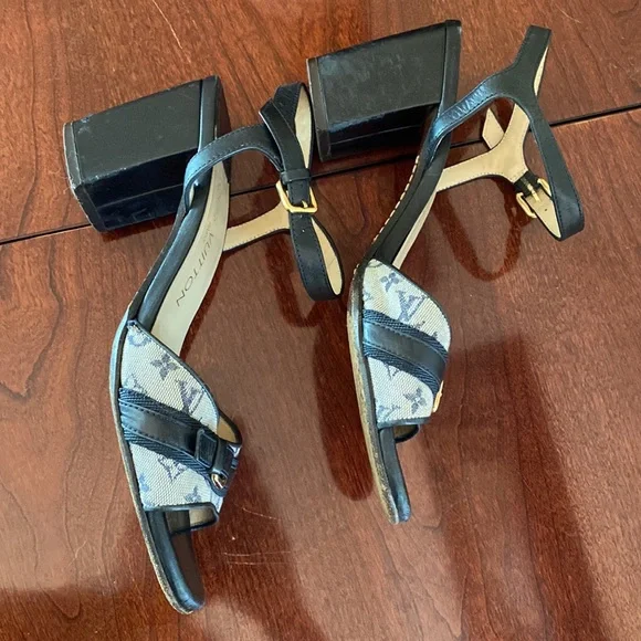 Louis Vuitton Vintage Dark Blue Monogram Mini Lin Sandal Size 35.5 - Picture 4 of 16